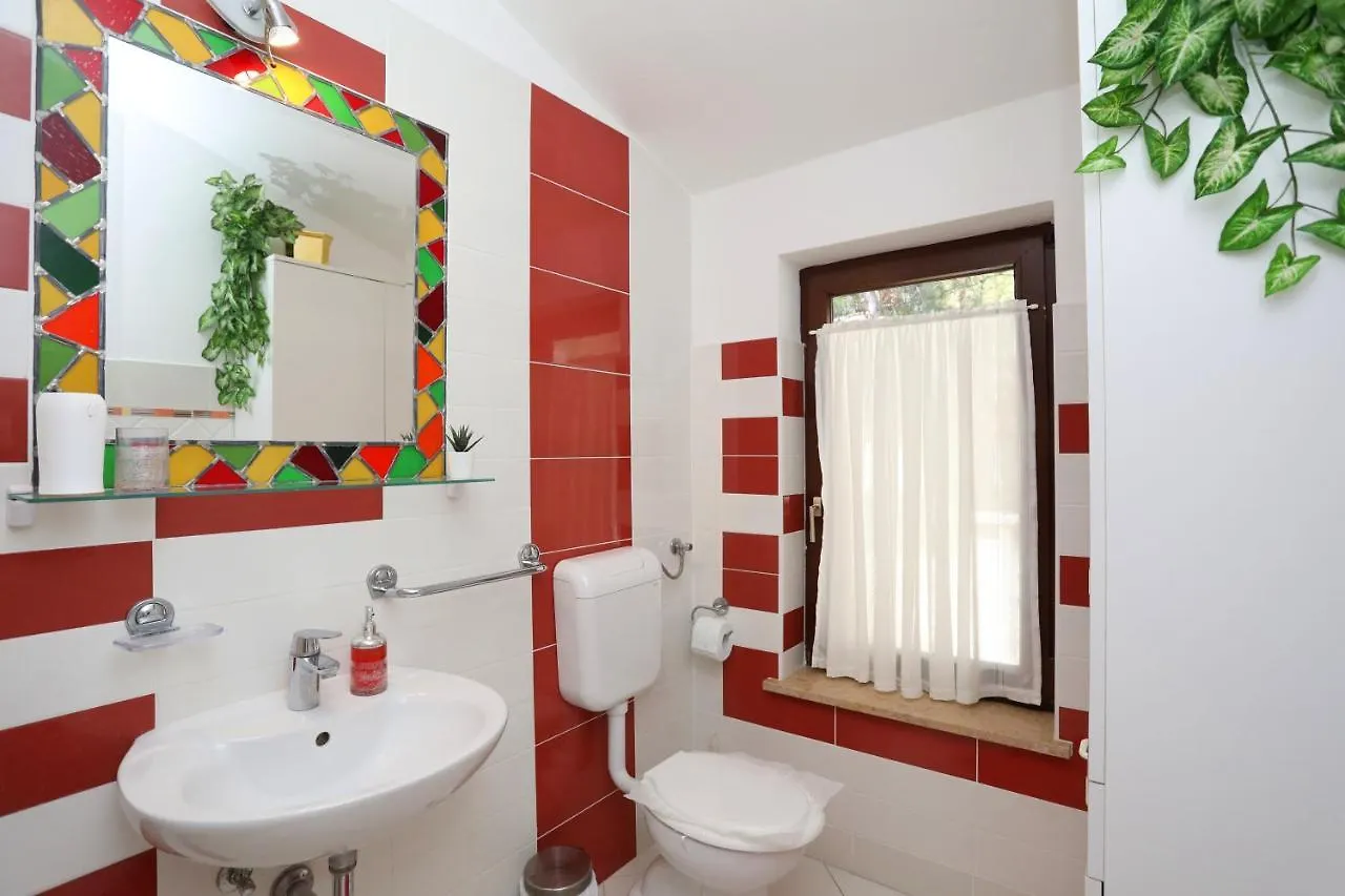 Greenhouse Family Apartments Rabac