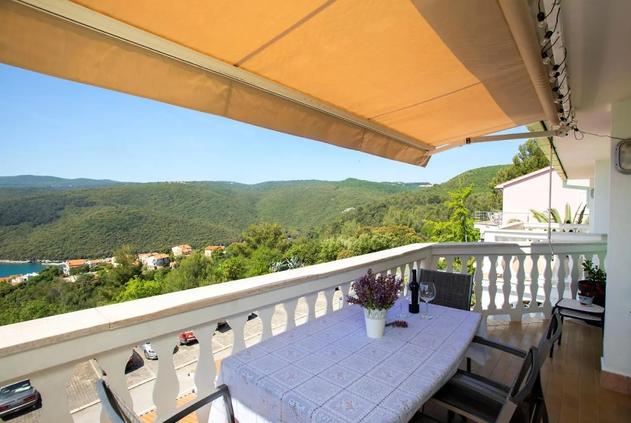 Greenhouse Family Apartments Rabac