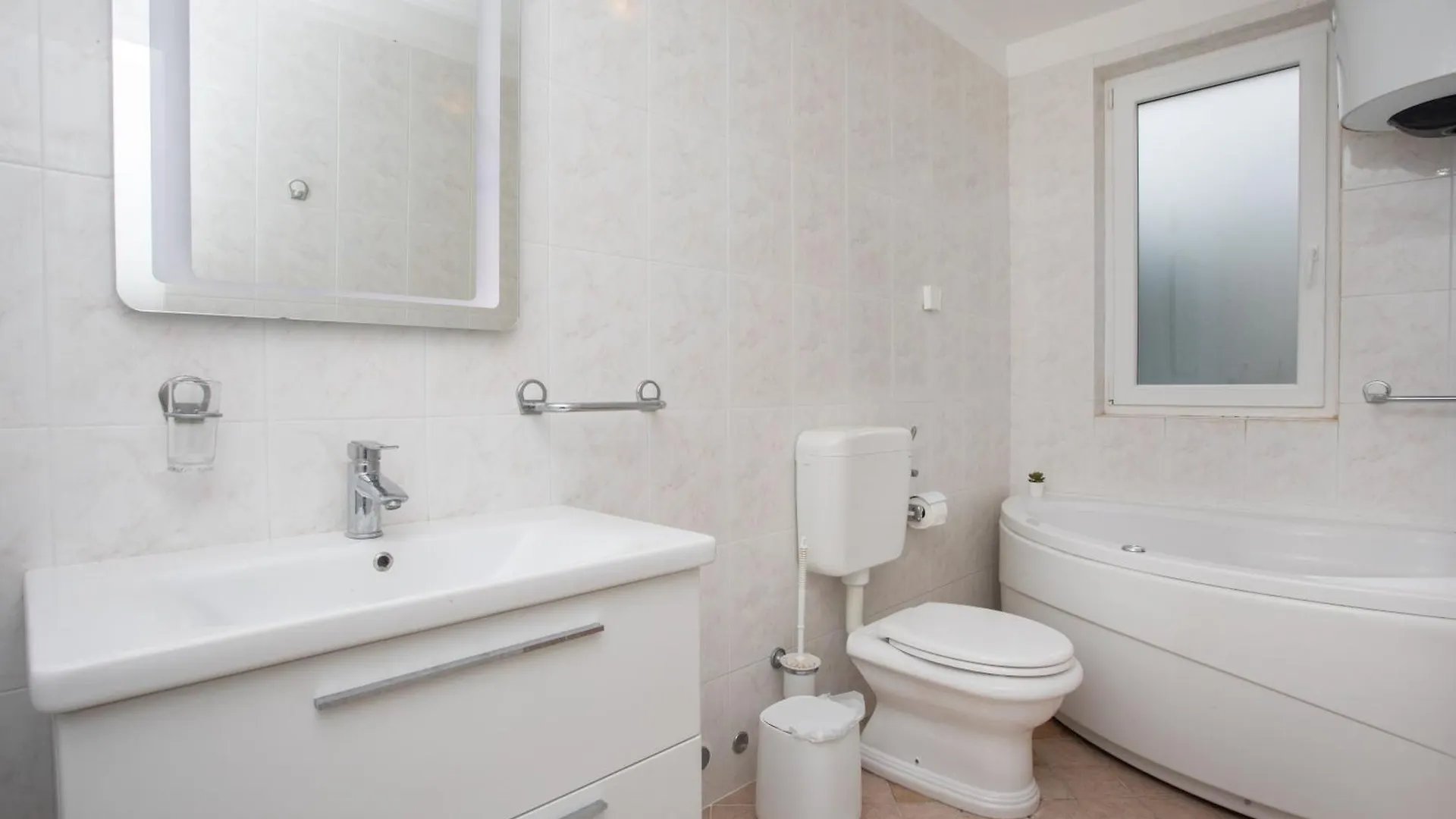 Greenhouse Family Apartments Rabac Croacia