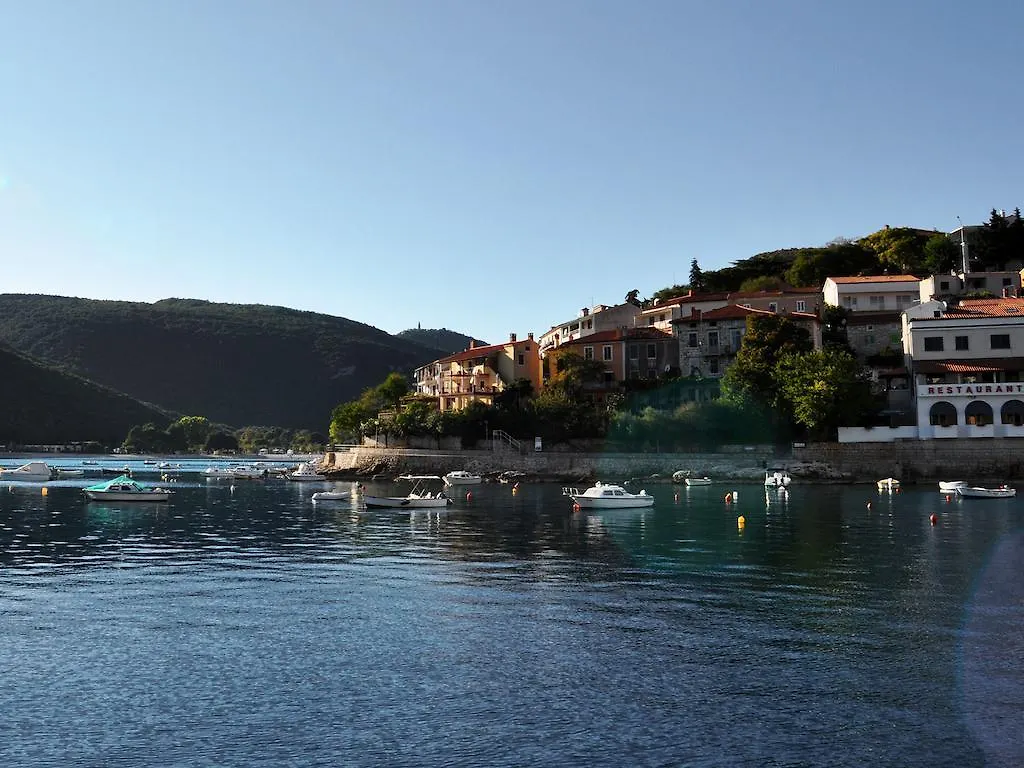 Greenhouse Family Apartments Rabac Croatia